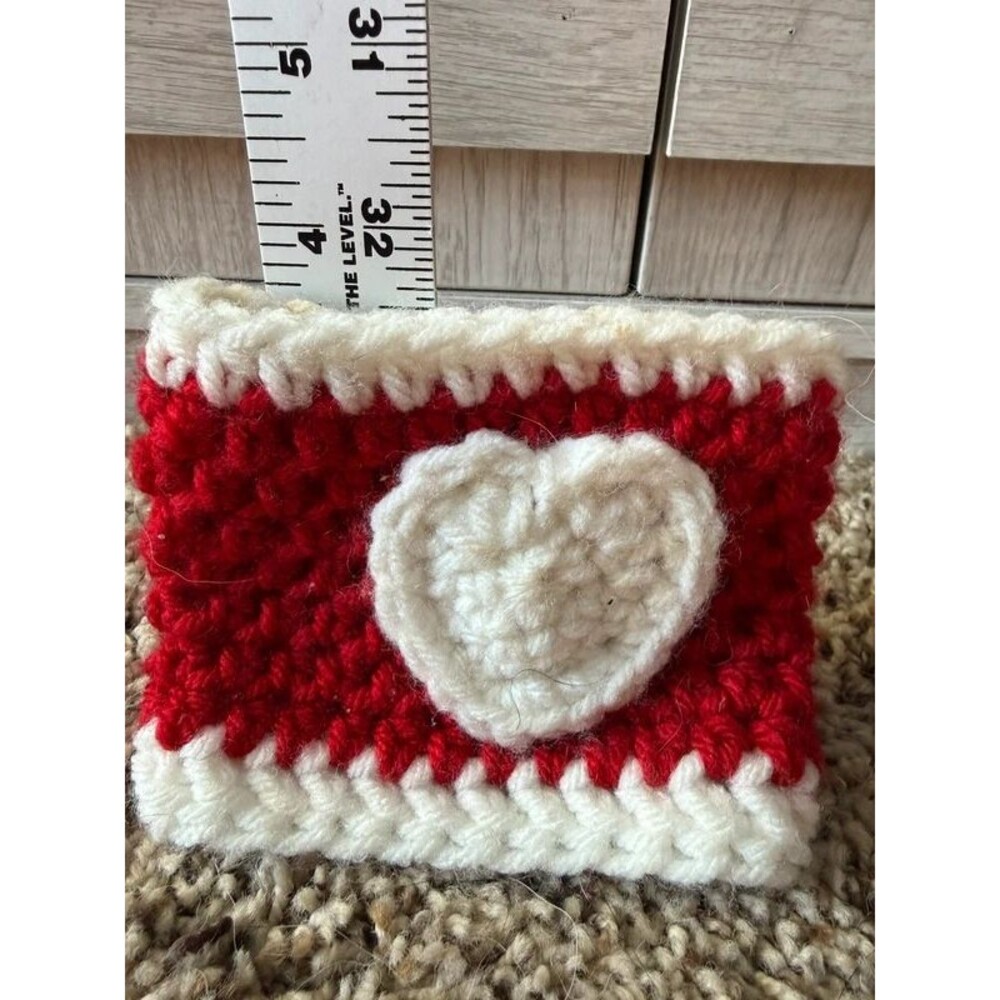 Crotchet heart coffee cuff handmade